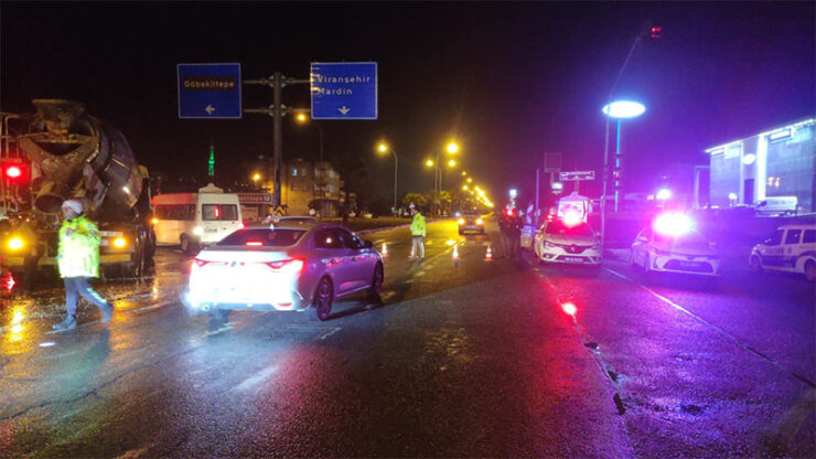 Şanlıurfa – Viranşehir yolu trafiğe tamamen kapandı