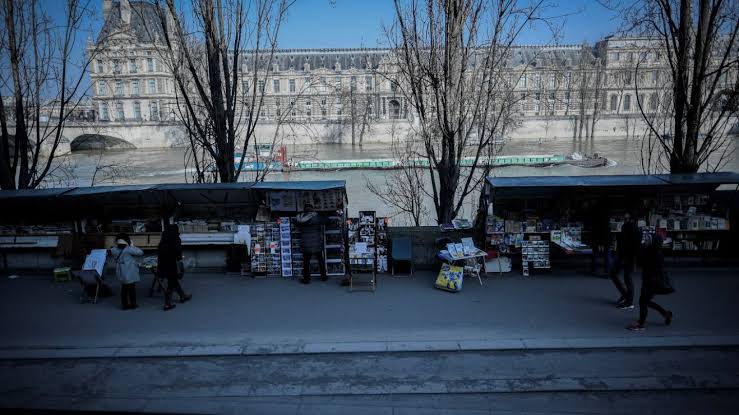 Olimpiyatlar: Paris’in sokak kitapçıları mücadeleyi kazandı