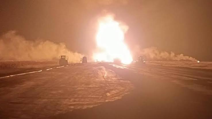 İran’da bir doğalgaz boru hattında patlamalar yaşandı