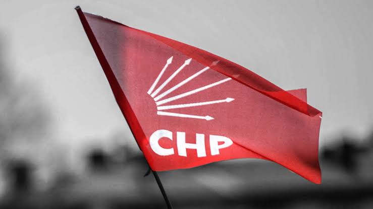 CHP’nin Güngören ve Esenyurt adayları çekildi