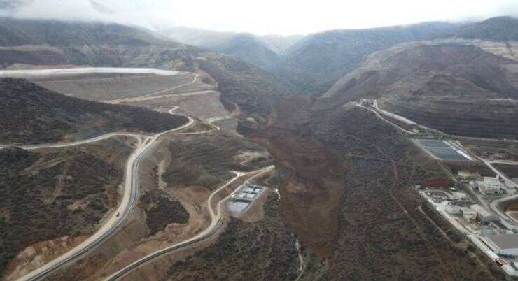 Erzincan maden faciası: kontrole giden ekip toprak altında kaldı