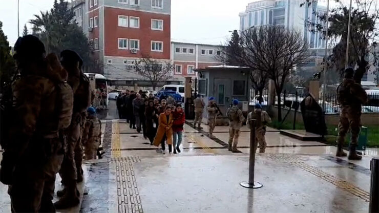 Şanlıurfa’da PKK/PYD operasyonu: 17 kişi tutuklandı!