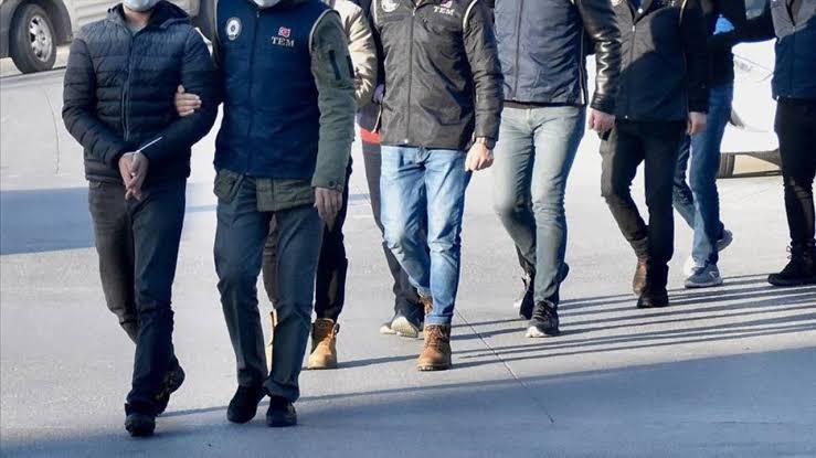 İstanbul’da ‘çete’ operasyonu: 47 gözaltı
