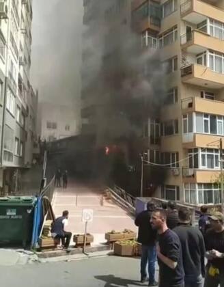 İstanbul’da işletmede yangın: 12 ölü